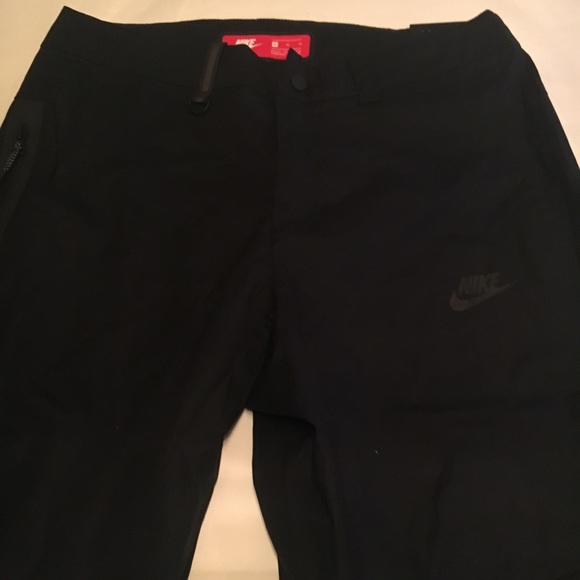 NIKE Men’s Slim Fit jogger - Picture 6 of 6